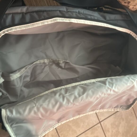 NWT - High Sierra 60L Essential Duffel Bag -
Mercury/Black - Picture 16 of 16